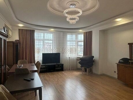 Объявление №6502988 - Баку, м. Гянджлик, 3-комн., 140 м², 15/17 этаж