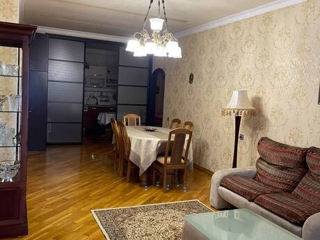 Elan №6502984 - Bakı, Şah İsmayıl Xətai m., 3 otaqlı, 120 m², 8/14 mərtəbə