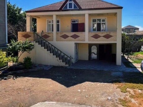 3 rooms · 200 m², Əhmədli