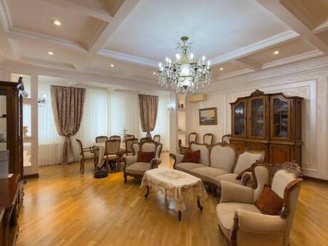 Kirayə 4 otaqlı mənzil, 225 m², Nəsimi: 2 000 ₼/ay 4