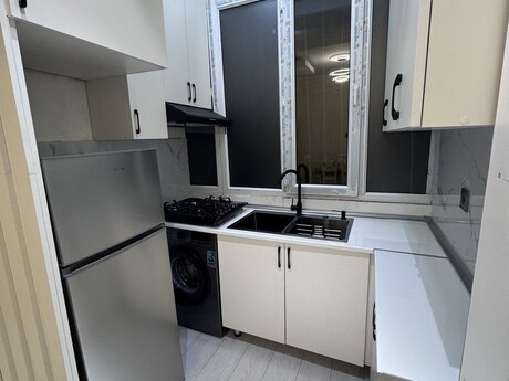 Аренда: 2-комнатная квартира, 60 м², Həzi Aslanov: 650 ₼/мес 3