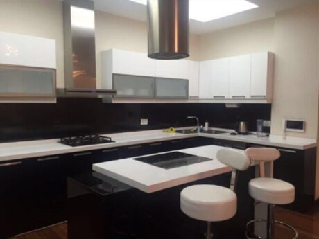 3 otaqlı mənzil, 137 m², Sahil: 520 000 ₼ 5