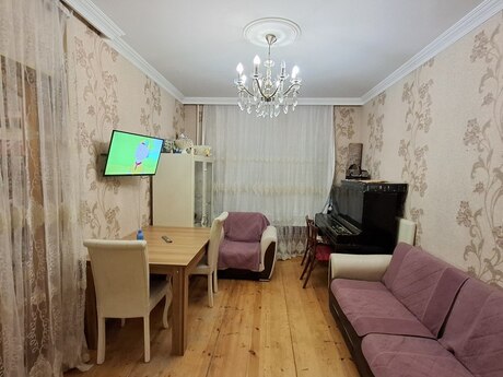 3-комнатная квартира, 90 м², Azadlıq Prospekti: 225 000 ₼ 2