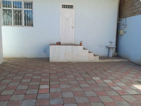 2 otaqlı həyət evi, 80 m², Avtovağzal: 160 000 ₼ 2