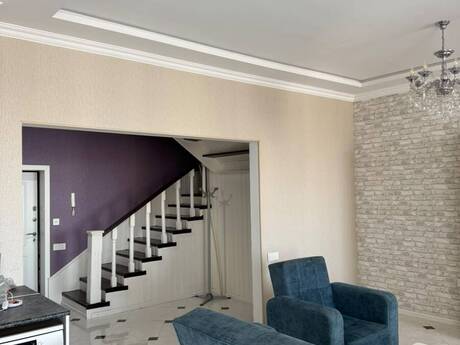2 rooms · 130 m²