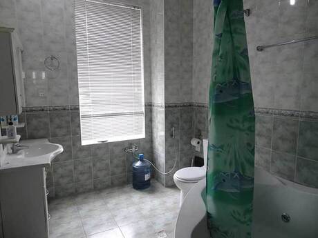 Kirayə 4 otaqlı mənzil, 200 m², Nizami: 1 200 ₼/ay 5