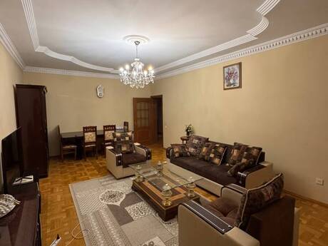 Elan №6503549 - Bakı, Nizami m., 3 otaqlı, 140 m², 12/17 mərtəbə