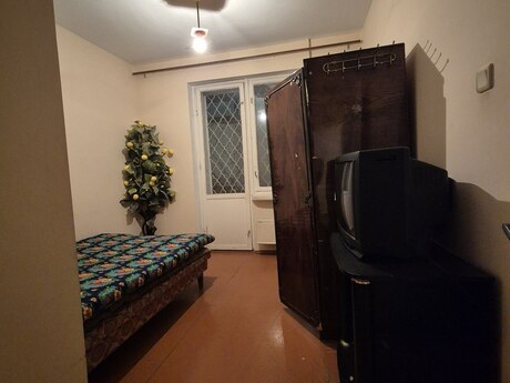 2-комнатная квартира, 65 м², 20 Yanvar: 160 000 ₼ 5