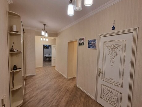 Panorama Park kompleksində 3 otaqlı yeni tikili mənzil satılır, 148 m², 348 000 AZN, şəkil 5 / 8
