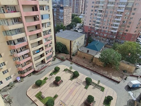 2 otaqlı mənzil, 80 m², 8 Noyabr: 255 000 ₼ 2