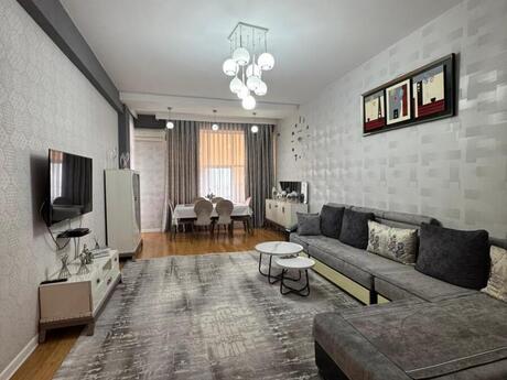 Elan №6503767 - Bakı, İnşaatçılar m., 4 otaqlı, 150 m², 12/18 mərtəbə