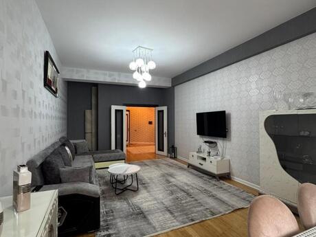 4 otaqlı mənzil, 150 m², İnşaatçılar: 387 000 ₼ 4