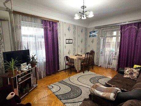 Объявление №6503827 - Баку, м. Нариман Нариманов, 2-комн., 44 м², 3/5 этаж