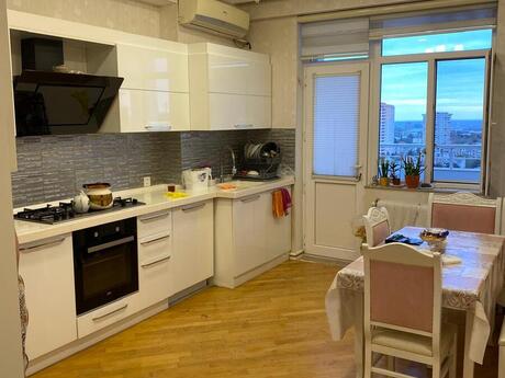 3-room apartment, 150 m², Qara Qarayev: 418 000 ₼ 4