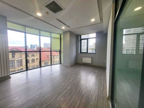 Elan №6503908 - Bakı, 8 Noyabr m., 10 otaqlı, 350 m²