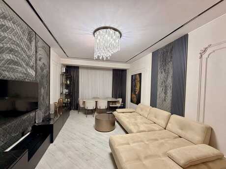2-комн. · 105 m² · 16/17 этаж, Gənclik