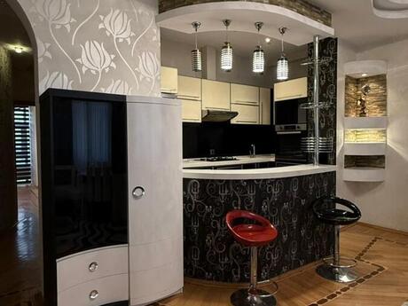 Elan №6503910 - Bakı, Bayıl q., 3 otaqlı, 85 m², 1/5 mərtəbə