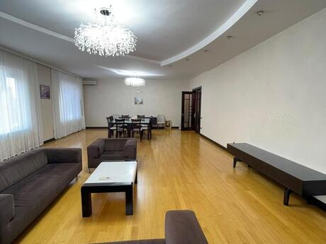 Kirayə 5 otaqlı mənzil, 320 m², 28 May: 2 400 ₼/ay 5