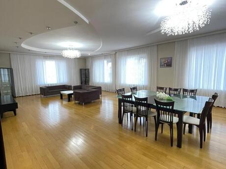 Kirayə 5 otaqlı mənzil, 320 m², 28 May: 2 400 ₼/ay 3