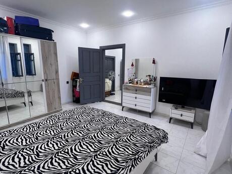 Аренда: 2-комнатная квартира, 80 м², Koroğlu: 500 ₼/мес 3