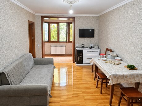 Elan №6505828 - Bakı, Nərimanov r., 2 otaqlı, 60 m², 3/5 mərtəbə