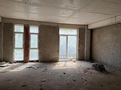 London Evləri kompleksində 4 otaqlı yeni tikili mənzil satılır, 225 m², 562 500 AZN, şəkil 2 / 10