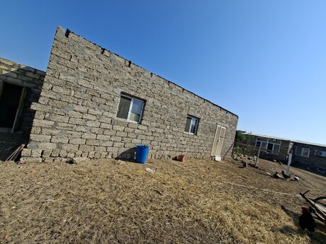 3-комнатный дом, 100 м², Zirə: 52 000 ₼ 3