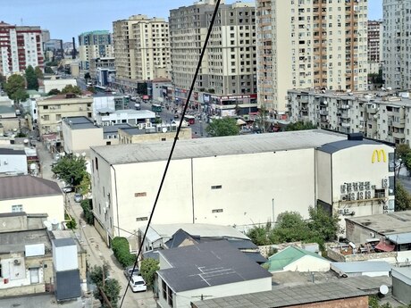 İnşaatçılarda 2 otaqlı köhnə tikili mənzil satılır, 65 m², 162 000 AZN, şəkil 3 / 11