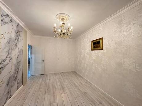 3-комнатная квартира, 65 м², Azadlıq Prospekti: 180 000 ₼ 3