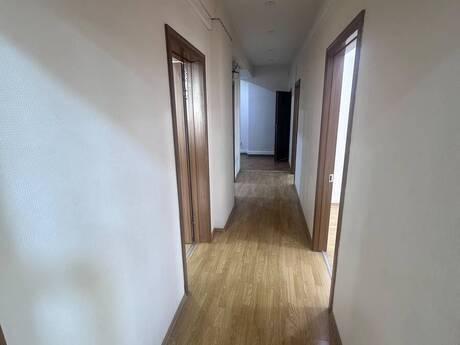 Аренда: 4-комнатная квартира, 146 м², Şah İsmayıl Xətai: 1 300 ₼/мес 3