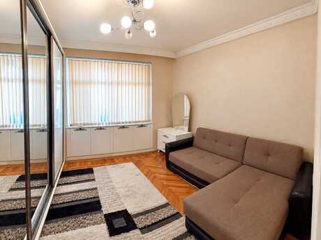 Аренда: 3-комнатная квартира, 75 м², Gənclik: 1 000 ₼/мес 4