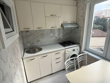 Elan №6504332 - Bakı, İnşaatçılar m., 1 otaqlı, 60 m², 2/5 mərtəbə