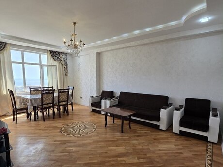Объявление №6504341 - Баку, м. Ази Асланов, 3-комн., 112.1 м², 15/16 этаж
