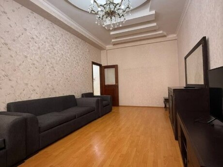 Kirayə 2 otaqlı mənzil, 100 m², Nərimanov: 799 ₼/ay 4