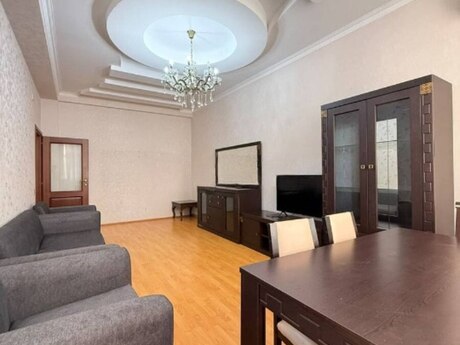Kirayə 2 otaqlı mənzil, 100 m², Nərimanov: 799 ₼/ay 2