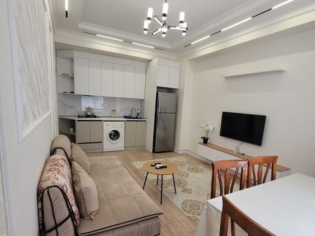 Объявление №6504414 - Баку, м. 20 января, 3-комн., 70 м², 2/20 этаж
