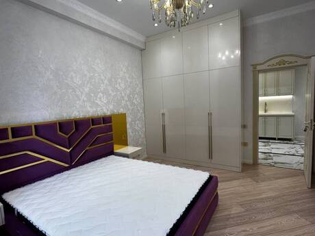 3-room apartment for rent, 100 m², Ağ şəhər: 2 000 ₼/mo 3