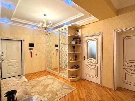 Объявление №6504508 - Баку, Хатаинский р., 3-комн., 115 м², 4/15 этаж