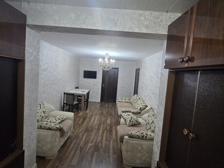 4-room apartment for rent, 75 m², Nəriman Nərimanov: 1 000 ₼/mo 2