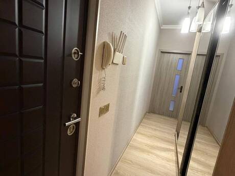 2-комнатная квартира, 60 м², 8-ci mikrorayon: 225 000 ₼ 5