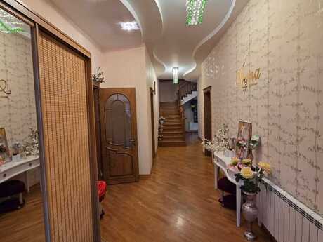 Объявление №6504616 - Баку, м. Насими, 8-комн., 230 м²