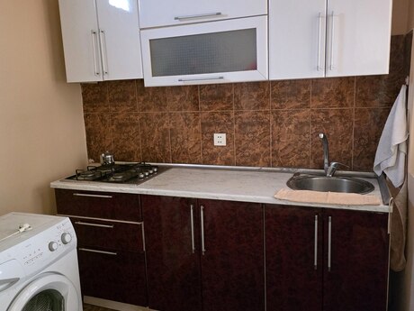 3 otaq · 100 m², Böyükşor