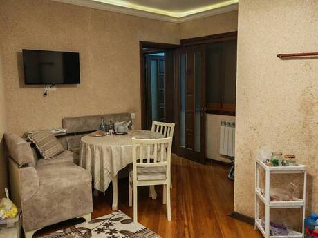 2-room apartment, 80,3 m², Bakıxanov: 165 000 ₼ 5