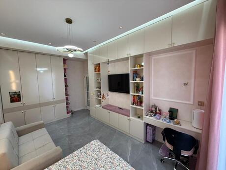 Elan №6504662 - Bakı, Biləcəri q., 3 otaqlı, 125 m², 3/15 mərtəbə