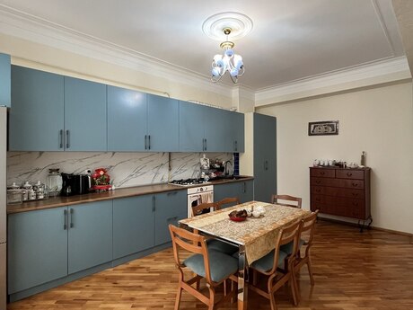 3-room apartment, 134 m², Elmlər Akademiyası: 425 000 ₼ 2