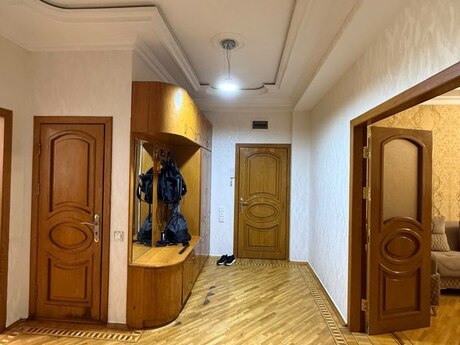 3-room apartment, 112 m², Xalqlar Dostluğu: 295 000 ₼ 5