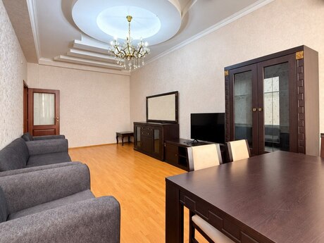 Объявление №6504826 - Баку, Наримановский  р., 2-комн., 100 м², 4/14 этаж