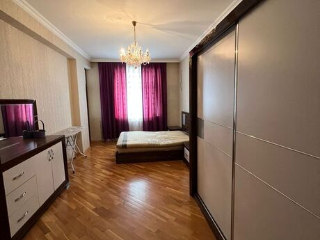 Kirayə 3 otaqlı mənzil, 150 m², 8 Noyabr: 1 050 ₼/ay 3