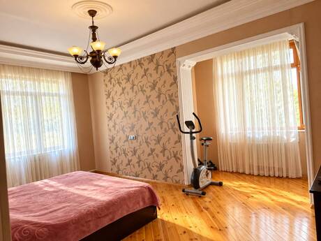 4-room apartment for rent, 140 m², İnşaatçılar: 890 ₼/mo 2