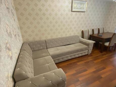 4-room apartment for rent, 120 m², Memar Əcəmi: 800 ₼/mo 2